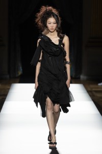 Yohji Yamamoto Spring 2025 Ready-to-Wear Collection at Paris Fashion Week