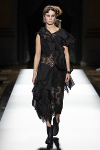Yohji Yamamoto Spring 2025 Ready-to-Wear Collection at Paris Fashion Week