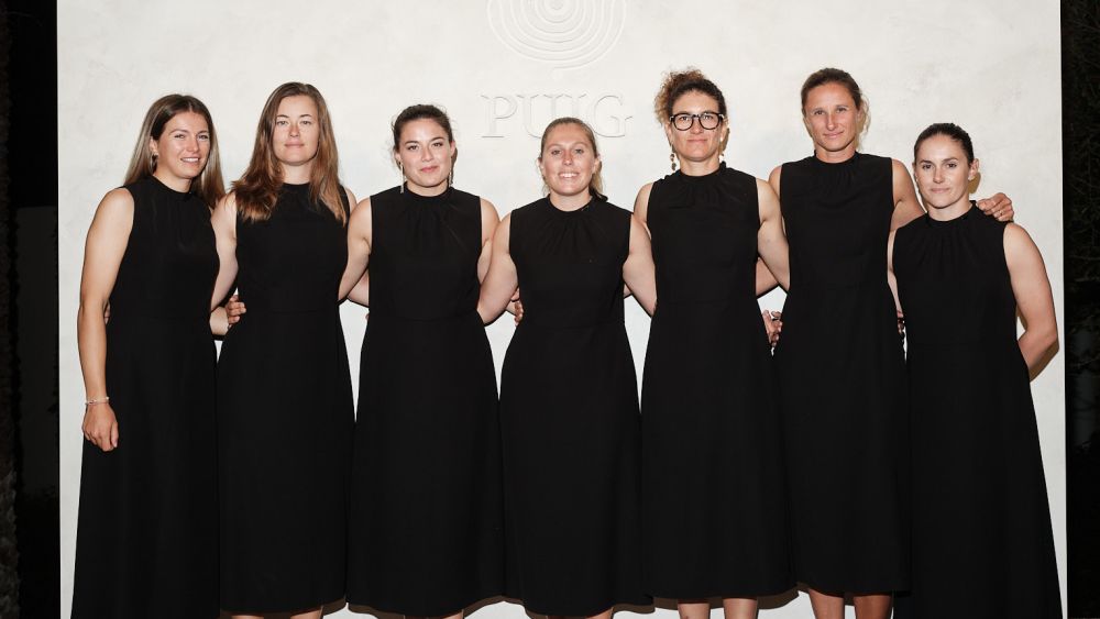 The Luna Rossa Prada Pirelli team.