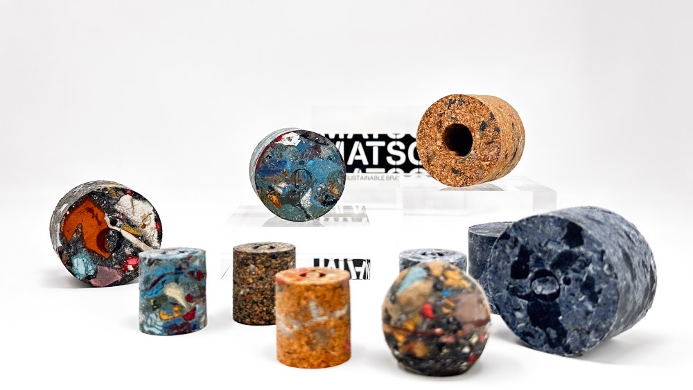 Matsos caps are made of transformed waste from materials such as denim, leather and cork.
