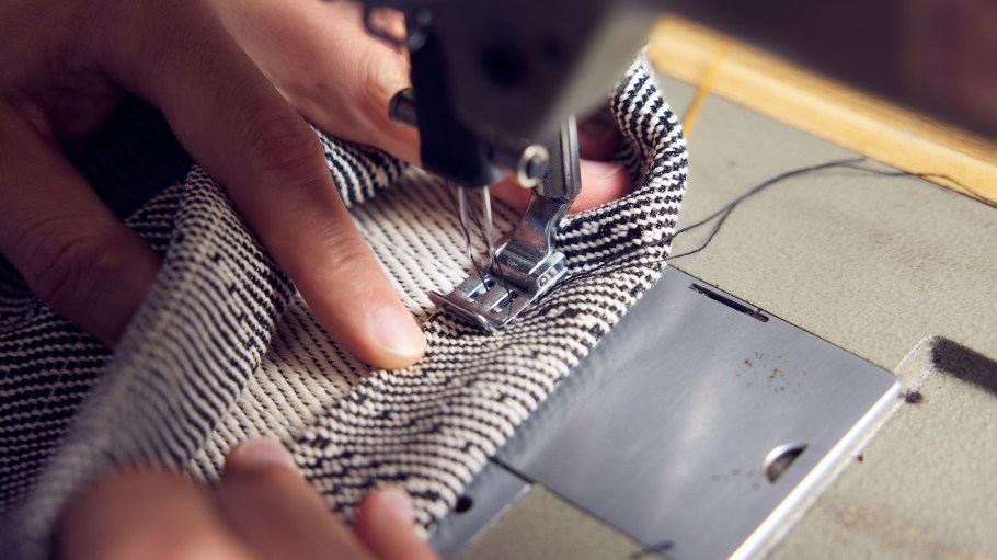 Decathlon Pulse teams with Unspun as an industrial partner, promoting 3D weaving throughout Europe to serve various local brands.