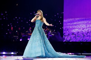TORONTO, ONTARIO - NOVEMBER 14: EDITORIAL USE ONLY. NO STANDALONE PUBLICATION USE (NO SPECIAL INTEREST OR SINGLE ARTIST PUBLICATION USE; NO BOOK USE). Taylor Swift performs onstage during "Taylor Swift | The Eras Tour" at Rogers Centre on November 14, 2024 in Toronto, Ontario. (Photo by Emma McIntyre/TAS24/Getty Images for TAS Rights Management)