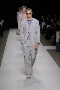 Giorgio Armani Spring 2025 Ready-to-Wear Collection