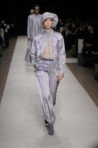 Giorgio Armani Spring 2025 Ready-to-Wear Collection