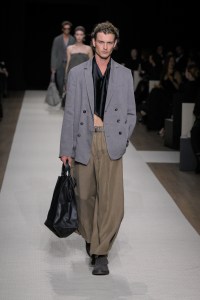 Giorgio Armani Spring 2025 Ready-to-Wear Collection