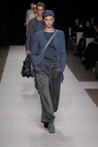 Giorgio Armani Spring 2025 Ready-to-Wear Collection