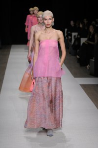 Giorgio Armani Spring 2025 Ready-to-Wear Collection