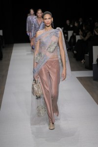 Giorgio Armani Spring 2025 Ready-to-Wear Collection