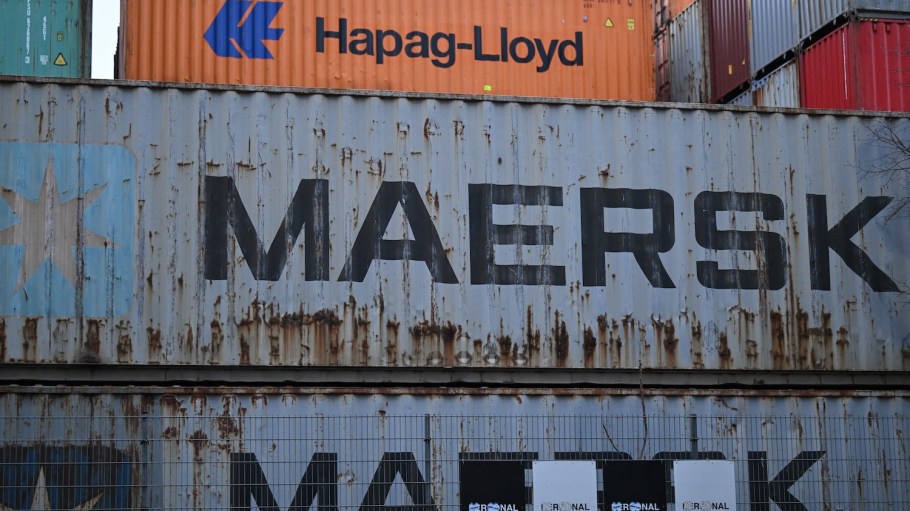 Maersk and Hapag-Lloyd won’t return to the Suez Canal when the Gemini Cooperation launches Feb. 1, opting to sail via the Cape of Good Hope.