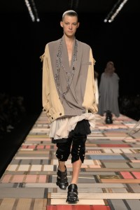 Louis Vuitton Spring 2025 Ready-to-Wear Collection at Paris Fashion Week