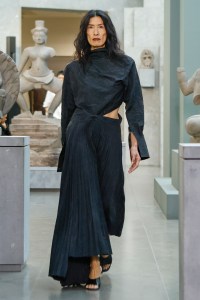 Peter Do Spring 2025 ready-to-wear collection at Paris Fashion Week