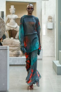 Peter Do Spring 2025 ready-to-wear collection at Paris Fashion Week