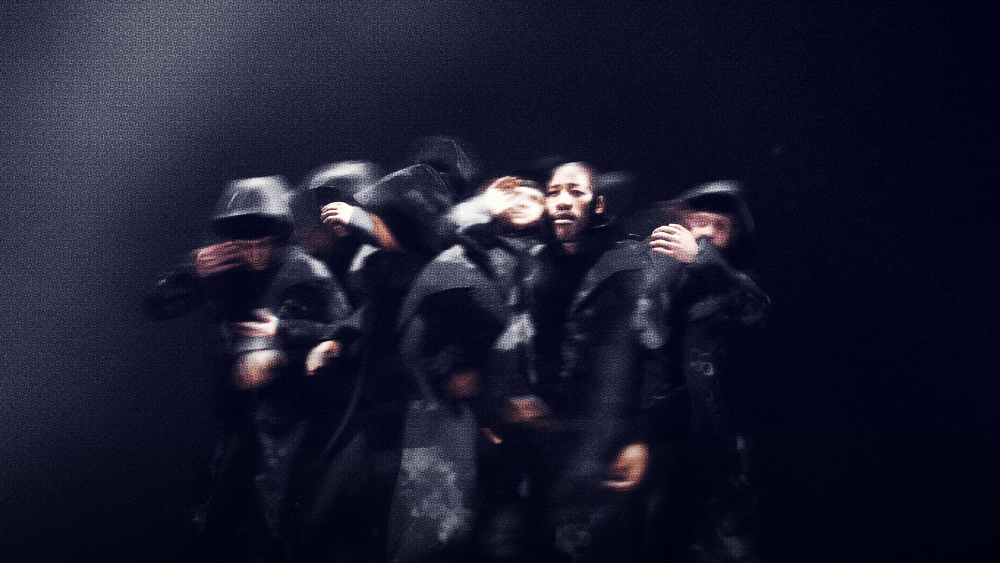 A still from the El Túnel perfomance.