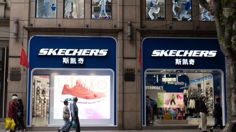 Skechers