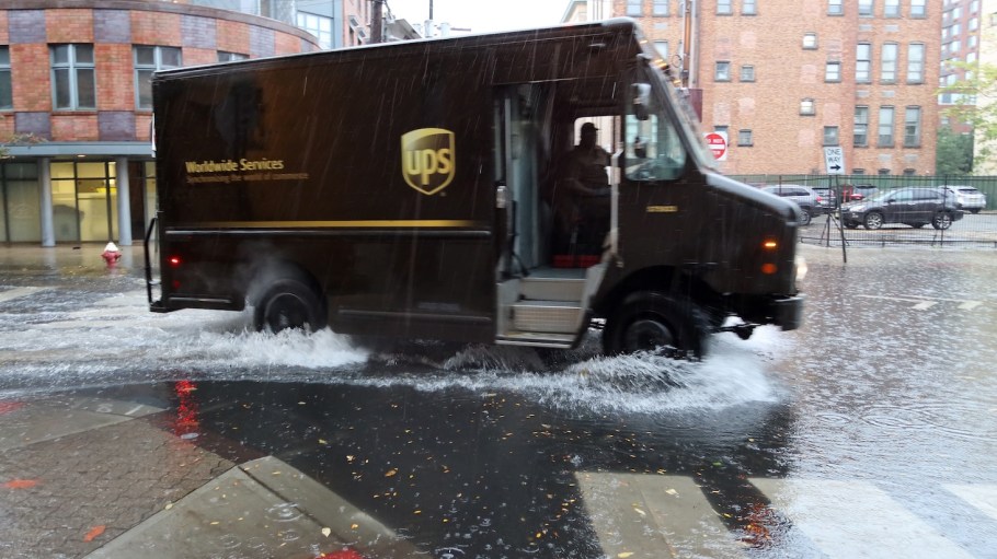 The parcel delivery firm saw U.S. volume grow 6.5 percent in Q3, but a shorter peak season could lead to "tempered" growth this holiday.