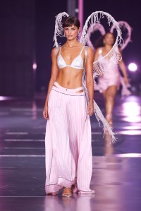 Taylor Hill on the runway at the Victoria's Secret Fashion Show held at the Brooklyn Navy Yard on October 15, 2024 in New York, New York.