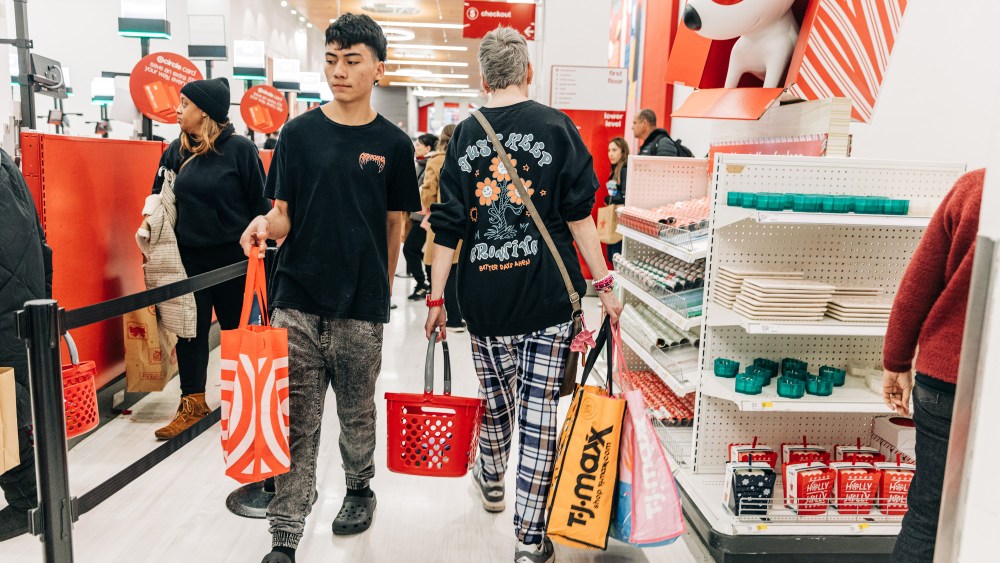 A look at Black Friday shopping around New York for the 2024 holiday season