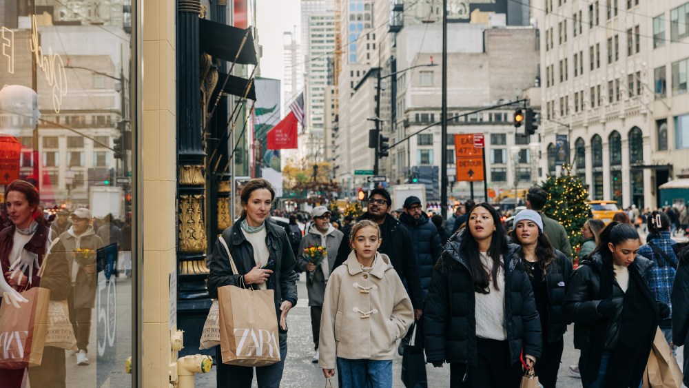 A look at Black Friday shopping around New York for the 2024 holiday season