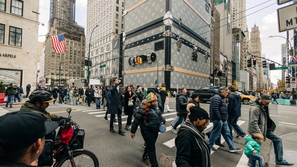 Black Friday 2024 shopping in New York.