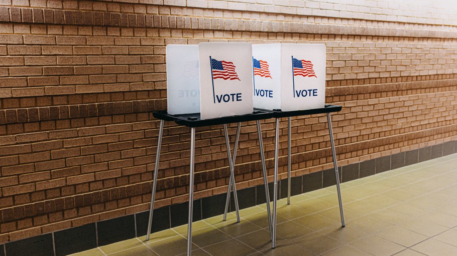 Arizona, California and Massachusetts voters failed proposals related to their state minimum wages, while Alaska and Missouri passed similar measures.