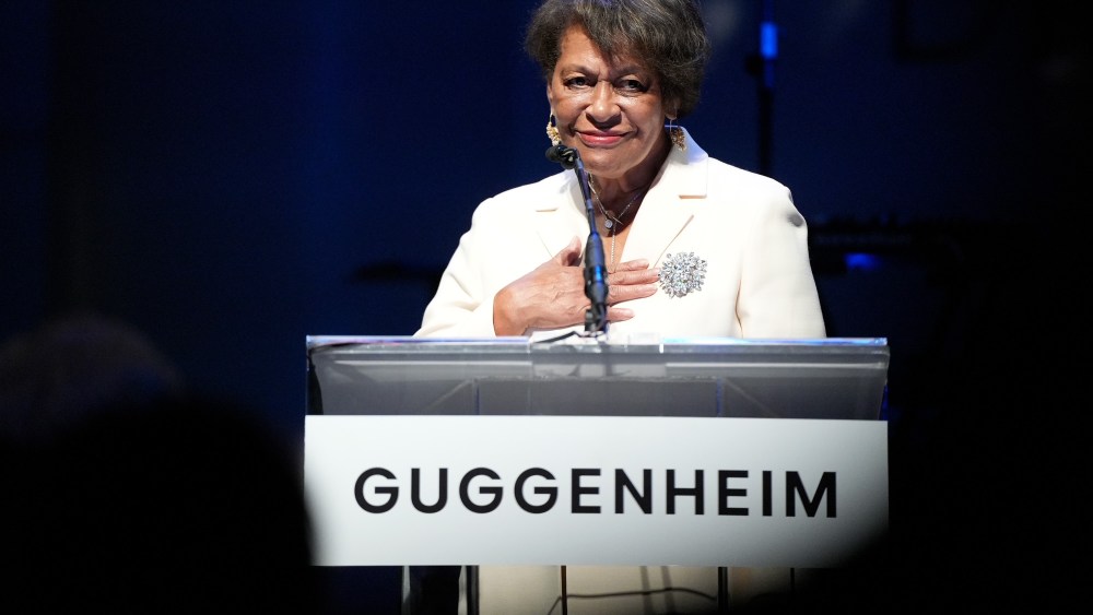 NEW YORK, NEW YORK - NOVEMBER 14: Carrie Mae Weems speaks onstage during Under the Oculus: A Celebration of Visionaries at Solomon R. Guggenheim Museum on November 14, 2024 in New York City.  (Photo by Sean Zanni/Getty Images for The Solomon R. Guggenheim Museum)
