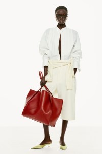 Victoria Beckham Pre-Fall 2025 Collection