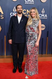 Noah Kahan, Kelsea Ballerini at The 58th Annual CMA Awards at Bridgestone Arena on November 20, 2024 in Nashville, Tennessee.