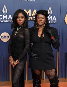 Prana Supreme Diggs, Tekitha Washington of O.N.E The Duo at The 58th Annual CMA Awards at Bridgestone Arena on November 20, 2024 in Nashville, Tennessee.