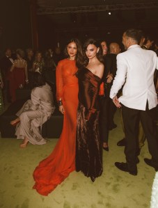 Eiza Gonzales and Emily Ratajkowski