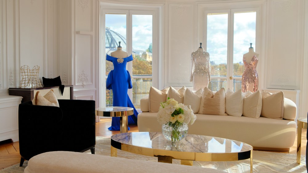 Tamara Ralph's new Paris salon offers views on the Seine, the Grand Palais and other Paris landmarks.
