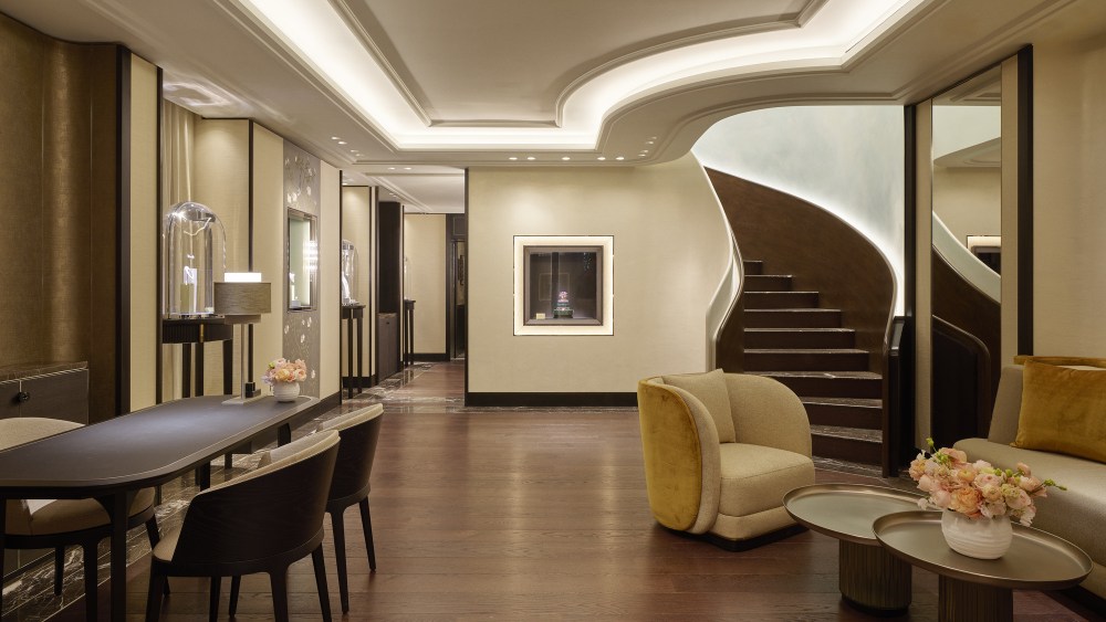 Van Cleef & Arpels new boutique at 690 Madison Avenue in NYC.