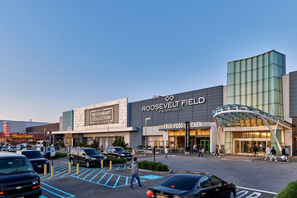 Simon's Roosevelt Field regional shopping mall 