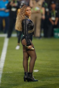 SANTA CLARA, CA - FEBRUARY 07:  Beyonce performs during the Pepsi Super Bowl 50 Halftime Show at Levi's Stadium on February 7, 2016 in Santa Clara, California.  (Photo by Ezra Shaw/Getty Images)