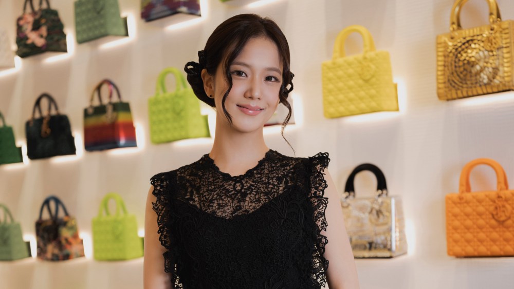 Jisoo at the Dior Gold House concept store in Bangkok.