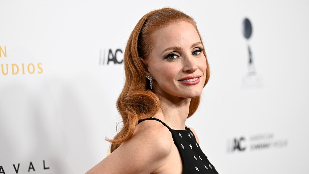 Jessica Chastain at the American Cinematheque Awards on Dec. 6 in Beverly Hills, Gucci, red carpet