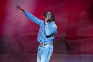 Shaboozey at iHeartRadio Z100's Jingle Ball 2024 at Madison Square Garden on December 13, 2024 in New York, New York.