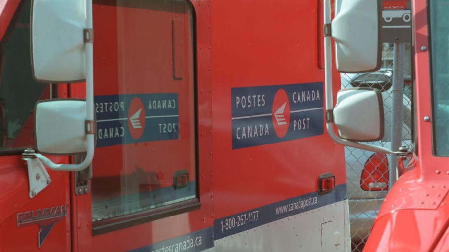 Although a federal back-to-work order has been issued, Canada Post will not receive or pick up new product until just five days before Christmas Eve.