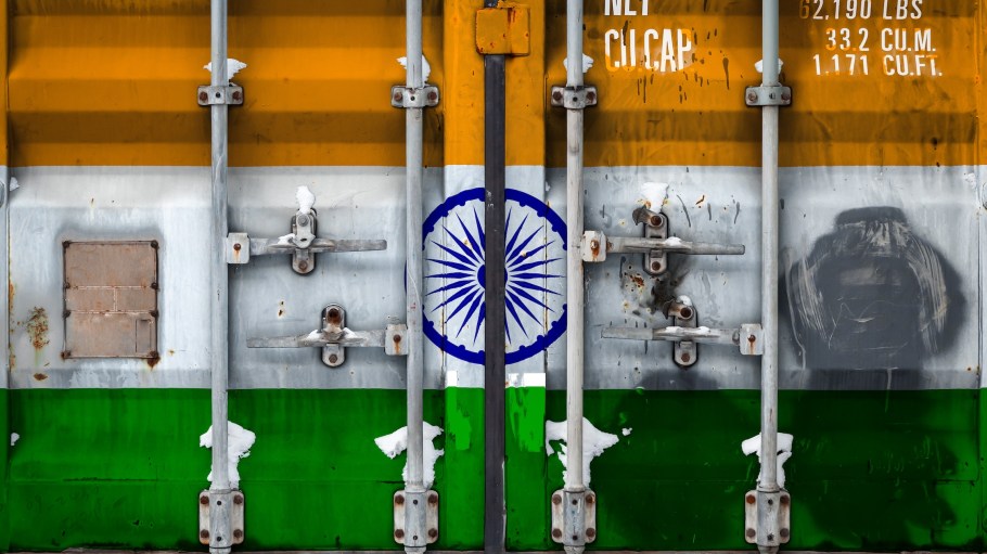 India’s ports ministry is ordering the Indian Ports Association to implement wage adjustments and other benefits after months of delays.