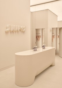 A look inside the new Skims store on 5th Avenue.