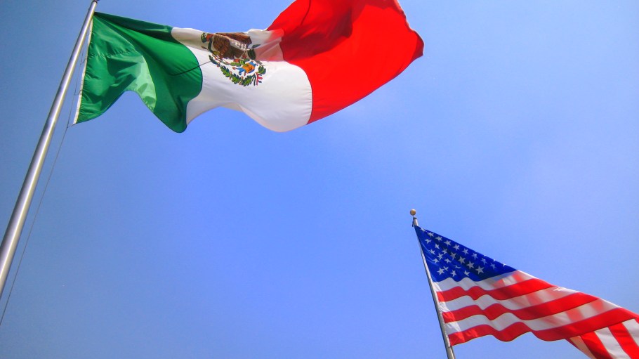 Experts discuss the challenges and benefits of manufacturing in Mexico.