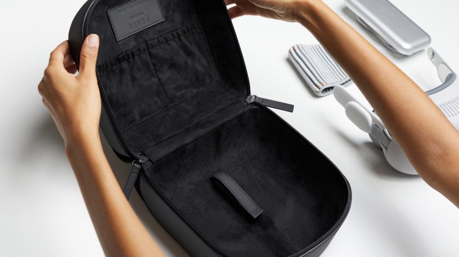 von Holzhausen's Apple Vision Pro Carry Sling is created from Banbū, a durable, plant-based material made from bamboo.