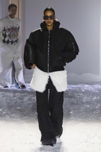 3.Paradis Men's Fall 2025 Ready-to-Wear Collection at Paris Men's Fashion Week