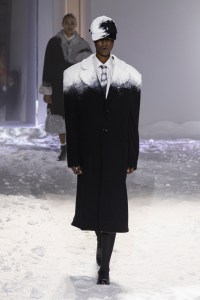 3.Paradis Men's Fall 2025 Ready-to-Wear Collection at Paris Men's Fashion Week