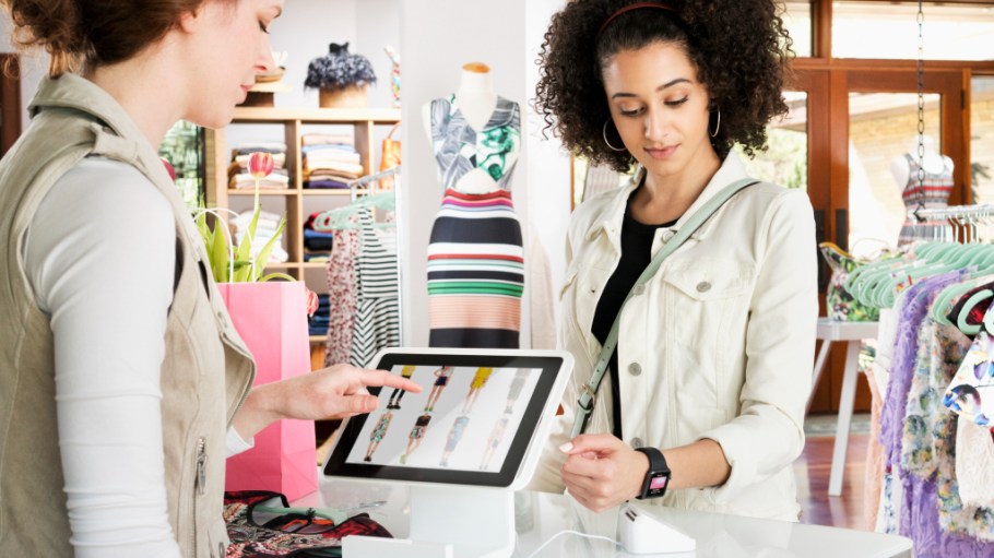 The US retail trade in December added 43,400 jobs, which included 23,000 new positions in the fashion sector.