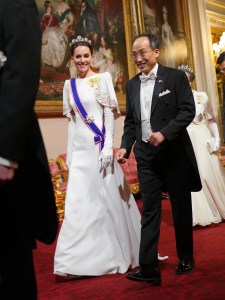 LONDON, ENGLAND - NOVEMBER 21: Catherine, Princess of Wales and Choo Kyung-ho Deputy Prime Minister of South Korea attend the State Banquet at Buckingham Palace with guests on November 21, 2023 in London, England. King Charles is hosting Korean President Yoon Suk Yeol and his wife Kim Keon Hee on a state visit from November 21-23. It is the second incoming state visit hosted by the King during his reign. (Photo by Yui Mok-WPA Pool/Getty Images)