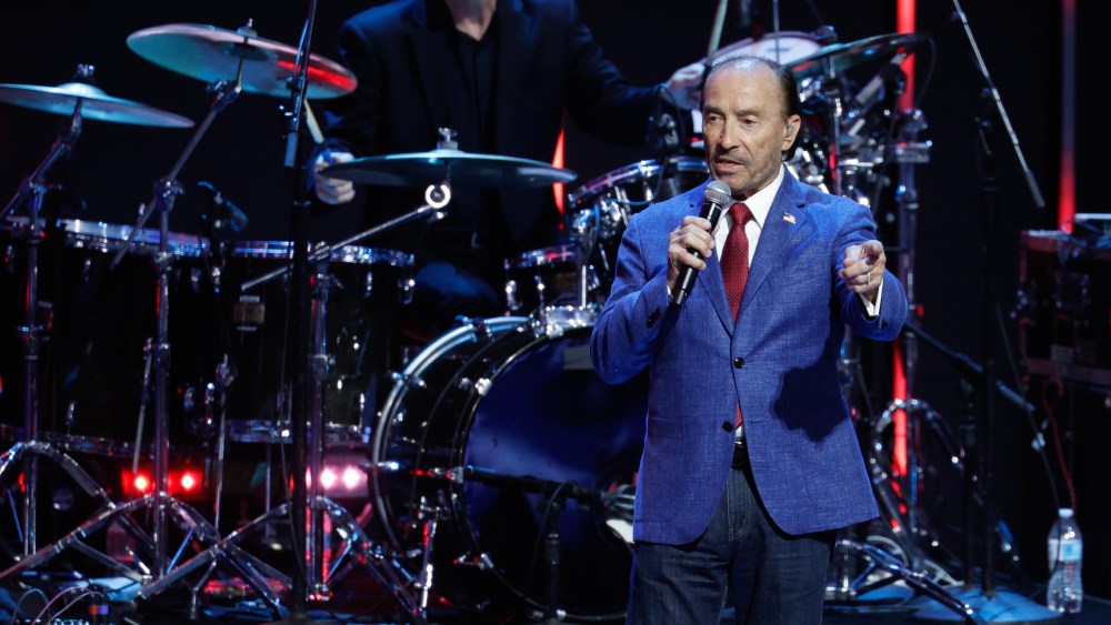 MILWAUKEE, WISCONSIN - JULY 15: Singer Lee Greenwood performs on the first day of the Republican National Convention at the Fiserv Forum on July 15, 2024 in Milwaukee, Wisconsin. Delegates, politicians, and the Republican faithful are in Milwaukee for the annual convention, concluding with former President Donald Trump accepting his party's presidential nomination. The RNC takes place from July 15-18. (Photo by Chip Somodevilla/Getty Images)