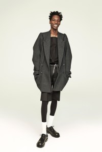 Dries Van Noten Men's Fall 2025 Ready-to-Wear Collection at Paris Men's Fashion Week