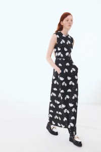 Giambattista Valli Pre-Fall 2025 Ready-to-Wear Collection at Paris Men's Fashion Week