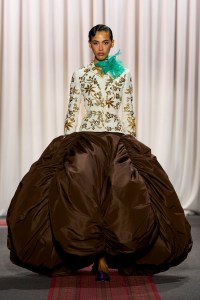Giambattista Valli 2025 Spring Couture at Paris Couture Week
