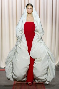 Giambattista Valli 2025 Spring Couture at Paris Couture Week